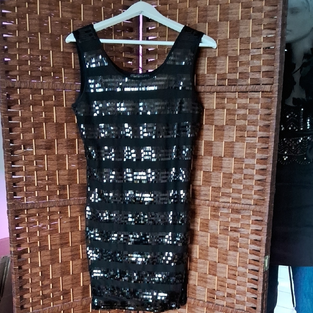 🌟3/$30. Elegant Black Sequin Dress